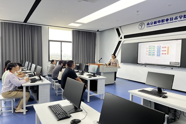 共建“底層基礎(chǔ)+中層模塊+高層方向”課程體系，賦能智慧園區(qū)產(chǎn)業(yè)鏈發(fā)展